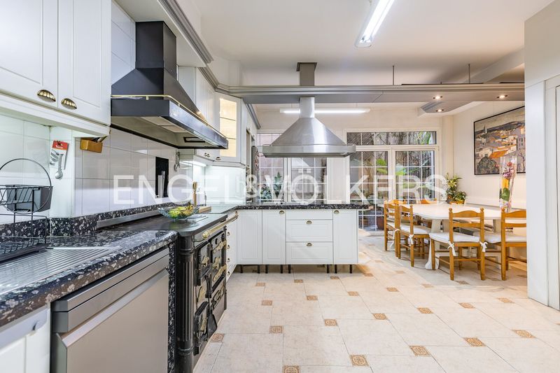 Foto 4e2aae0c-aa6c-4be6-8f14-e5676897d555. Casa amb calefacció aparcament a Zona Nord Rubí