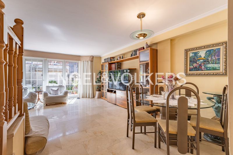 Foto a84a7a4e-fc74-4575-9d60-1ff1c754dd0c. Casa amb calefacció aparcament a Zona Nord Rubí