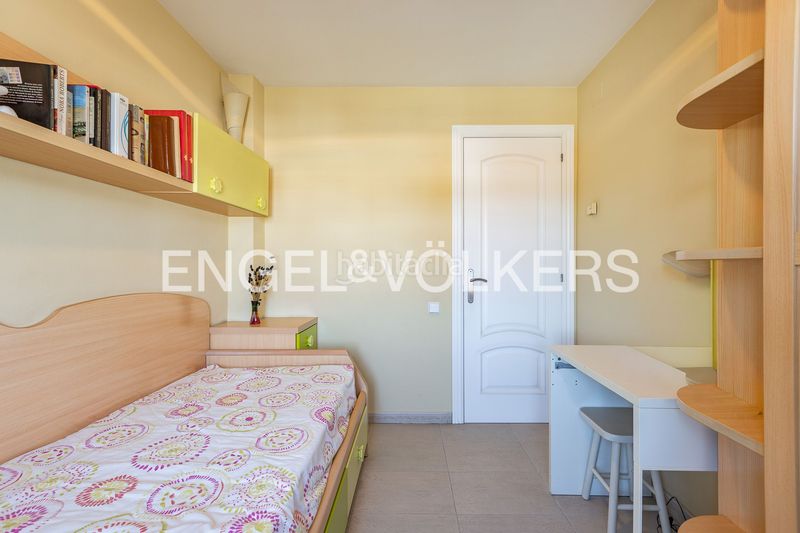 Foto bafded9a-9777-47a7-9ff8-c0a32fb3c980. Casa amb calefacció aparcament a Zona Nord Rubí