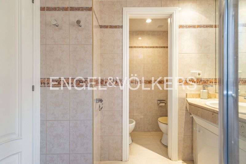 Foto d03146ca-1a47-4f48-978b-66b00e380d0a. Casa amb calefacció aparcament a Zona Nord Rubí