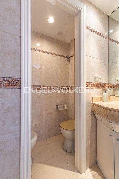 Foto d3aee50c-42c8-42c1-8708-cb9a5b38a9a4. Casa amb calefacció aparcament a Zona Nord Rubí