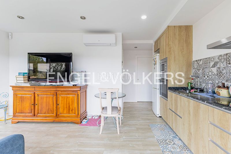 Foto 8735170f-ffe6-49ca-96b4-08706850af53. Casa amb calefacció aparcament piscina a Begues