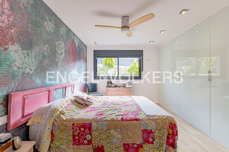 Foto c86c4ff9-feb5-415c-a822-be255037687f. Casa amb calefacció aparcament piscina a Begues