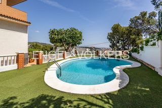 Lloguer Casa a Montmar. Acogedora casa con vistas despejadas