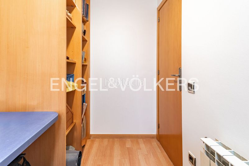 Foto 4bfffd97-d3b9-4d64-bf79-edd9f5ef3e6b. Pis amb calefacció aparcament a Poblenou Barcelona