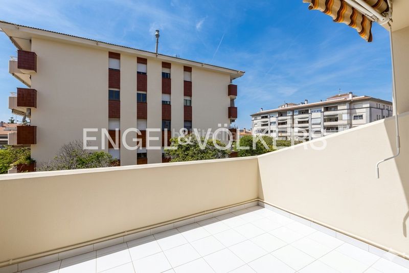 Foto 58680569-d135-4909-bd00-0d578c2cbe63. Semi detached house with heating parking in Sant Joan Vilanova i la Geltrú