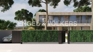 Casa in La Pineda. Lujo y diseño junto al mar