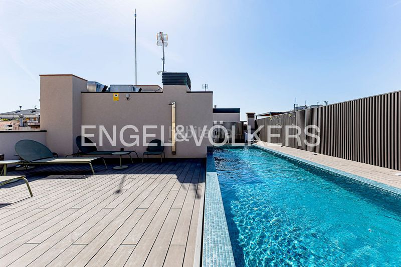 Foto acc70a9c-3371-4bae-842e-221592a8cf16. Pis amb calefacció piscina a L´Antiga Esquerra de l´Eixample Barcelona