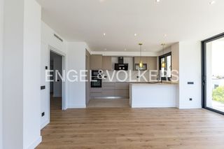 Etagenwohnung in La Collada-Sis Camins
