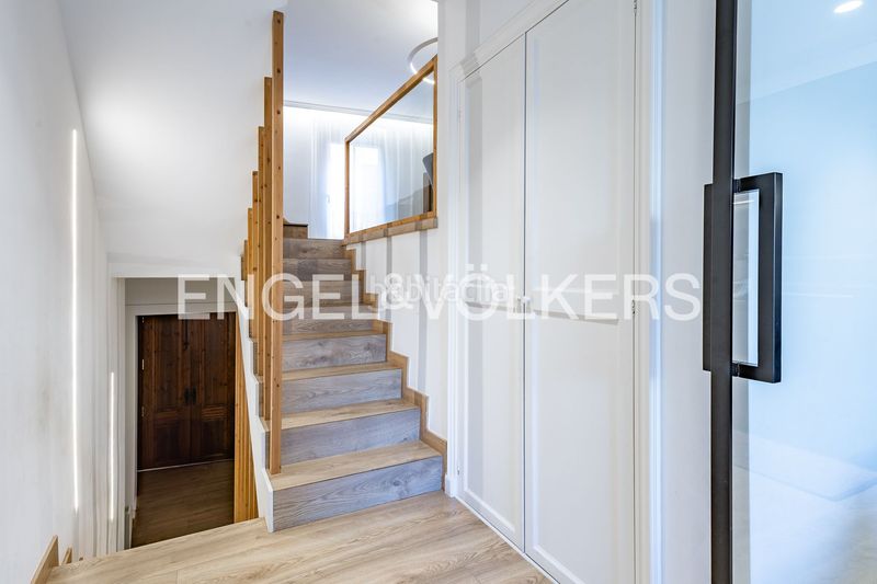 Foto b2a57d17-b76d-4267-84b0-ea4d88d996f0. Casa amb calefacció aparcament a Centre Mataró