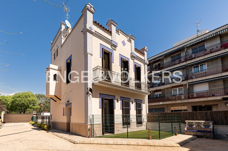 Foto bcf6ae18-6250-4081-bf6b-1d534a6edeb8. Casa amb calefacció aparcament piscina a Cardedeu