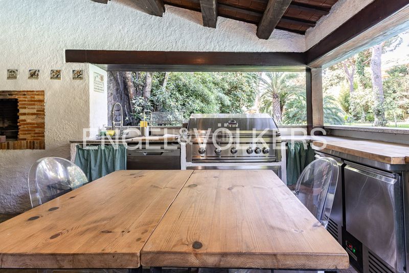 Foto b3c19f65-146a-4010-ab29-1ee58ea722f7. Casa amb calefacció aparcament piscina a Premià de Dalt