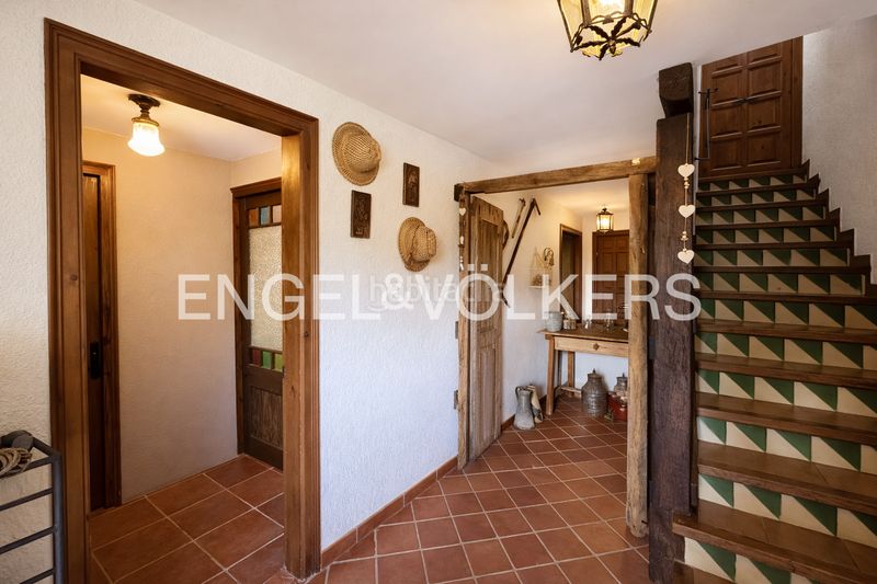 Foto 01db2ae8-8a58-4373-98ec-6c82a56bcf06. Casa amb calefacció a Rupit i Pruit