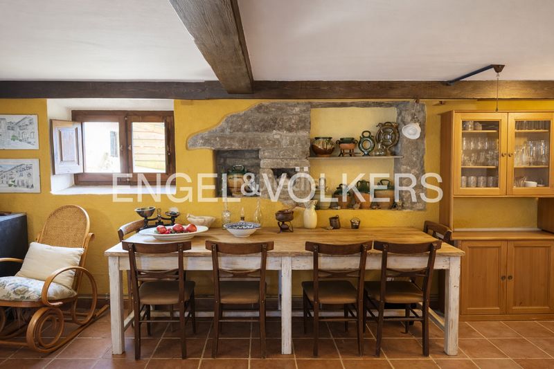 Foto b0de240f-08f2-4905-9373-68e3f77b969d. Casa amb calefacció a Rupit i Pruit
