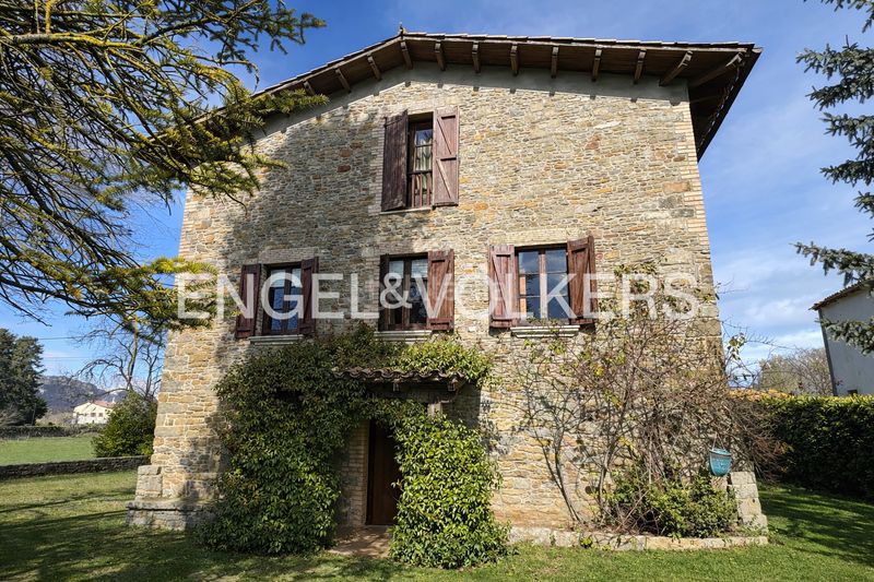 Foto d785facb-6079-4f8d-87ce-6261804383b5. Casa amb calefacció a Rupit i Pruit