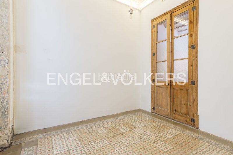 Foto c8bf7a56-e51c-44db-9e75-393801cd45e4. Pis amb calefacció a Gòtic Barcelona