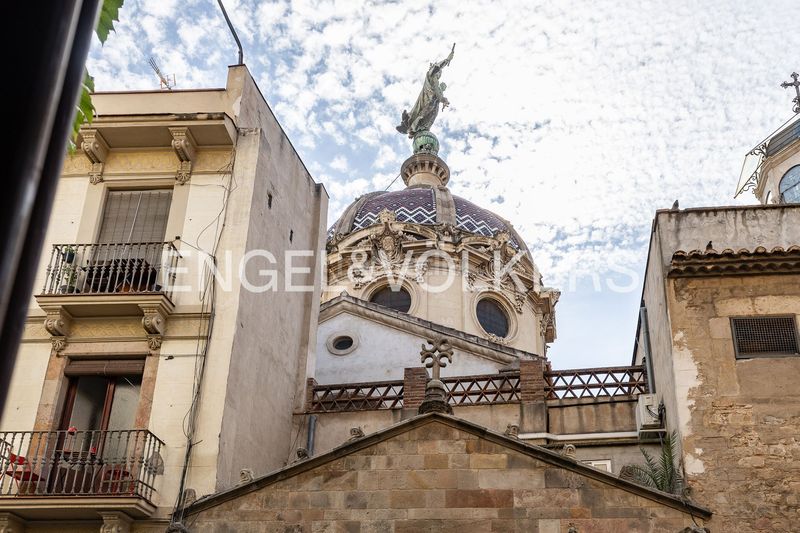 Foto e875e66c-9a35-4984-895f-243de8efd9d1. Pis amb calefacció a Gòtic Barcelona