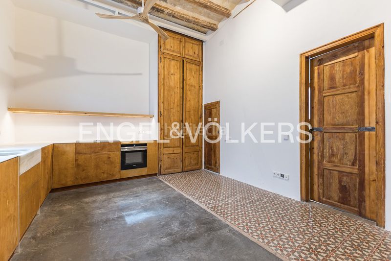 Foto e825497c-1b2b-423e-bc99-53c117425361. Pis amb calefacció a Gòtic Barcelona