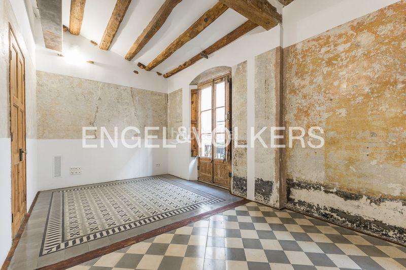 Foto b21382bc-3d64-4ab4-a062-6be33980d03d. Pis amb calefacció a Gòtic Barcelona