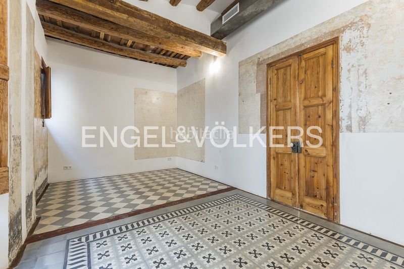 Foto dd8bb80d-d30d-42f8-87df-17ec00abf0a9. Pis amb calefacció a Gòtic Barcelona
