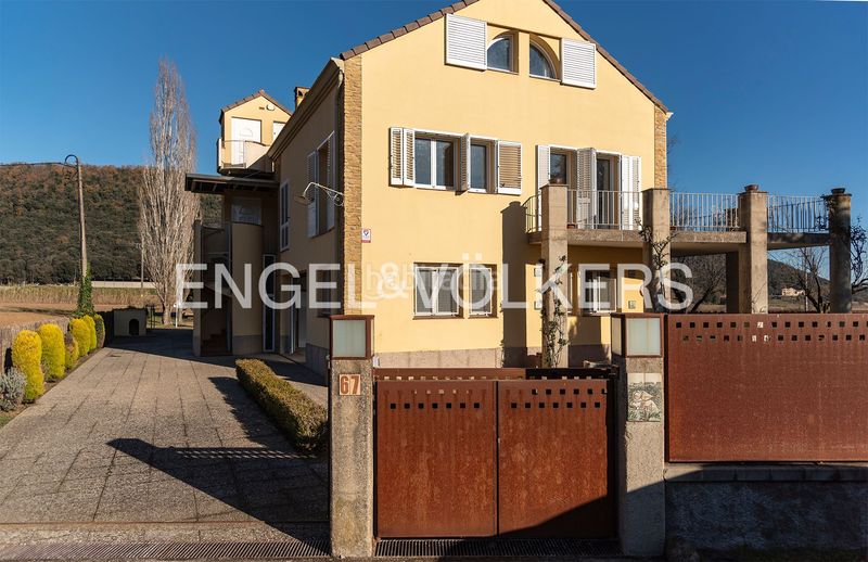 Foto 19cb29f5-f711-4fce-9036-0e14ca16288c. Casa amb calefacció a Vall d´en Bas (La)