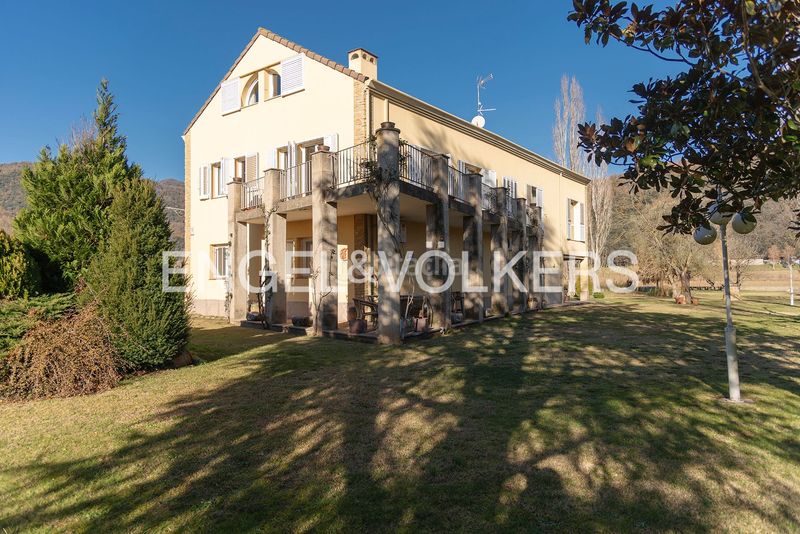 Foto aa1076d6-33cf-4cef-adfe-c696b544ed7c. Casa amb calefacció a Vall d´en Bas (La)