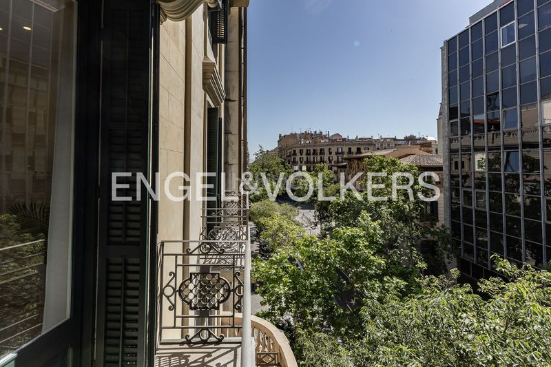 Foto 0d0cf961-1ef4-4d18-91e8-62e1b2d7446d. Pis amb calefacció a Dreta de l´Eixample Barcelona