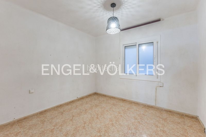 Foto ec811e2e-5e11-4556-96ae-621d10138664. Pis amb calefacció a La Bordeta Barcelona