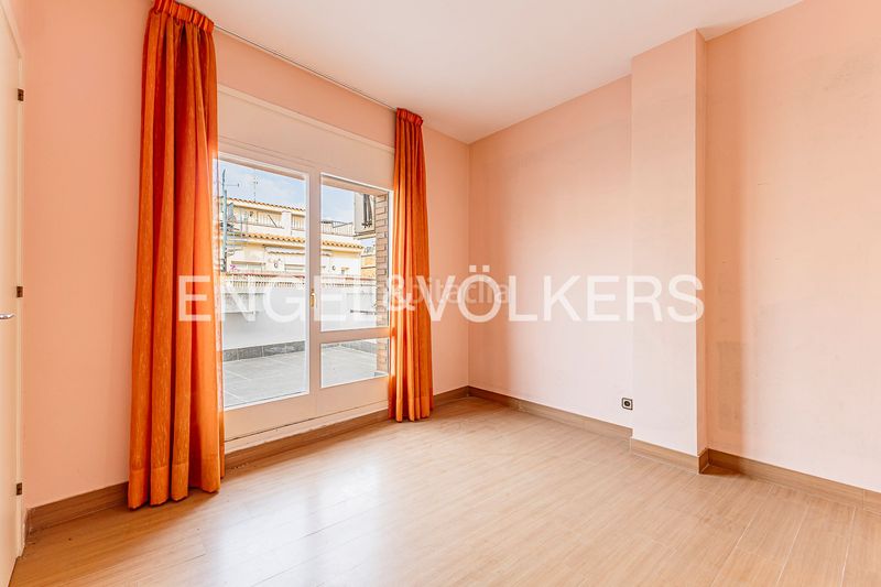 Foto b9da081d-9850-49a2-a493-eaa418d03846. Àtic amb calefacció a Sarrià Barcelona