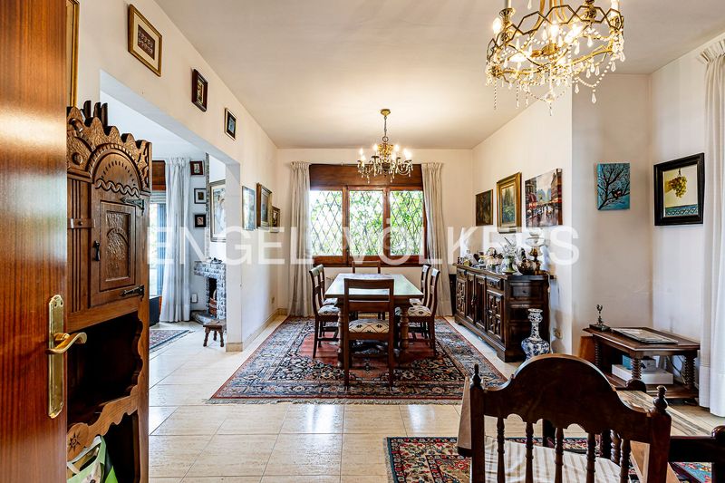 Foto a4366415-7908-4d5c-b32b-8469bd9796e3. Casa amb calefacció aparcament piscina a Bellamar Castelldefels