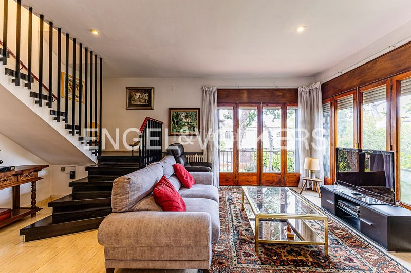 Foto f96ea888-4f7c-4806-b15c-daa8d6f40b81. Casa amb calefacció aparcament piscina a Bellamar Castelldefels