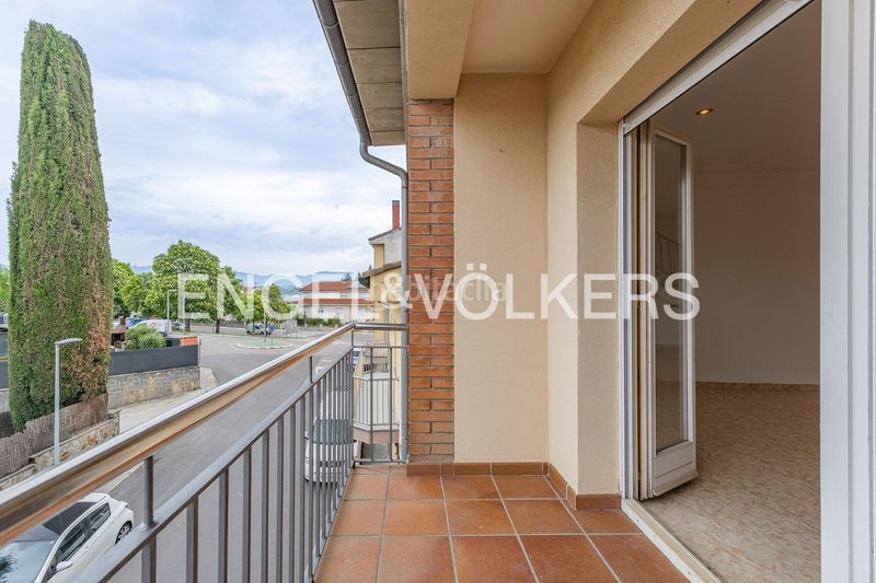 Foto d55c03e7-c8d2-4c77-9e44-3e1448088484. Àtic amb calefacció a Masies de Voltregà (Les)
