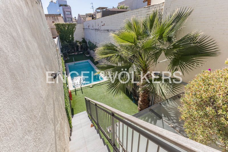 Foto cddbe185-b330-4509-9665-56c863dda546. Casa amb calefacció aparcament piscina a Ca n'Aurell Terrassa