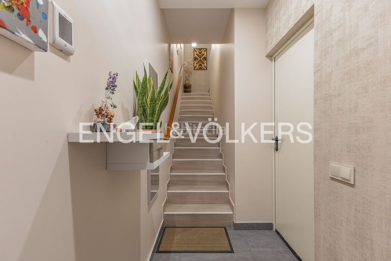 Foto dd4d39cf-d35e-4cdd-ba89-828ed41cb48d. Casa amb calefacció aparcament piscina a Ca n'Aurell Terrassa
