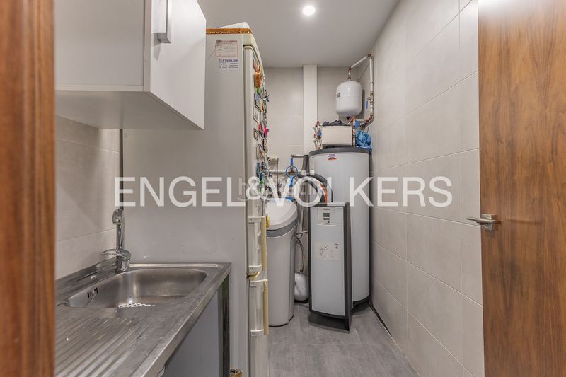 Foto df0fd8c8-5b93-45ce-ae5c-626b18705a3e. Casa amb calefacció aparcament piscina a Ca n'Aurell Terrassa