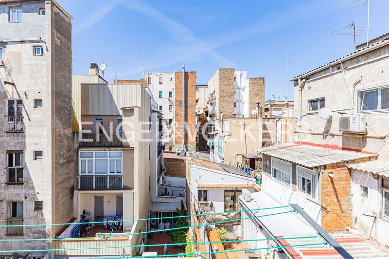 Foto 43d22696-06bd-4473-aa6e-3827efa18dfa. Pis amb calefacció a Vila de Gràcia Barcelona
