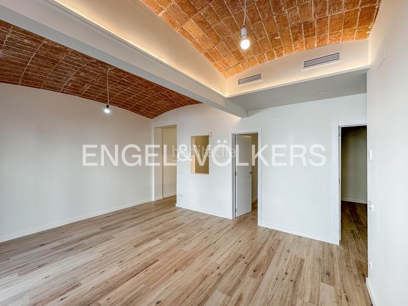 Foto db4e6905-2e9f-4101-976f-849795286b3a. Apartament amb calefacció a Centre-Nucli Antic Premià de Mar