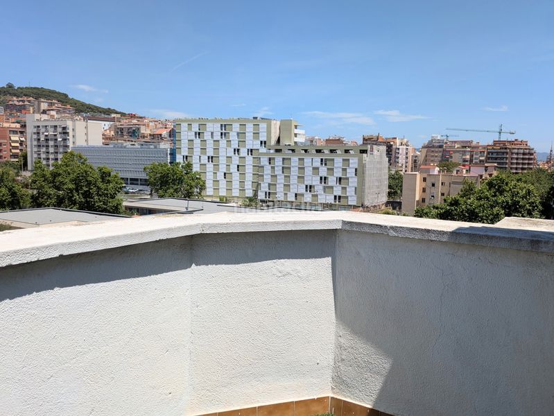 Foto a2a24e0e-48ea-47d3-b6a7-b01cb83c0e8f. Àtic amb calefacció aparcament a El Camp d´en Grassot i Gràcia Nova Barcelona
