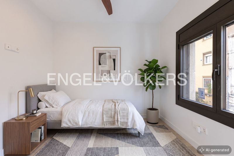 Foto 5874ad11-e142-4519-bef4-fae4939c33d1. Casa amb calefacció aparcament a Sants-Badal Barcelona