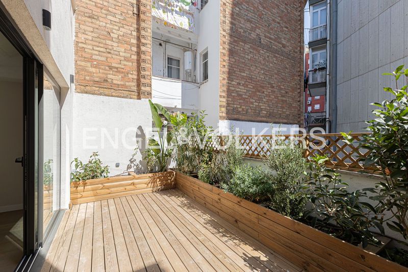 Foto a160dca5-1a79-4f7c-89e5-a1a3a3871dc5. Casa amb calefacció aparcament a Sants-Badal Barcelona