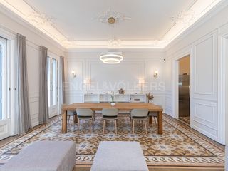 Location Appartement à Dreta de l´Eixample. Impresionante piso de 5 dormitorios en passeig de gracia