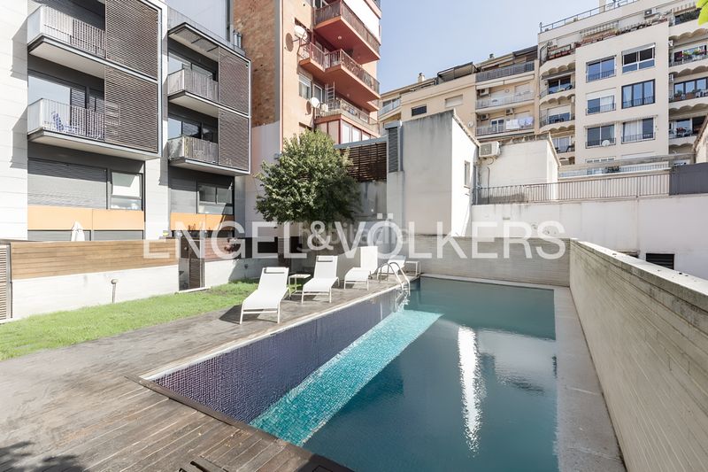Foto 47701a5b-3df7-4bd2-a23b-3c65863fca40. Dúplex amb calefacció piscina a Putget - Farró Barcelona