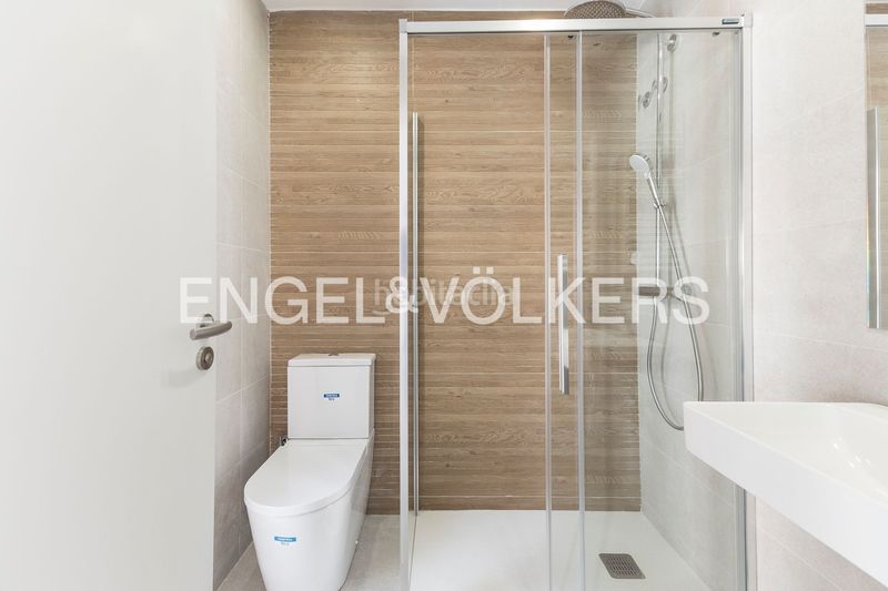 Foto 9e4e7ddc-e869-4f2b-8402-20b3b108ba45. Dúplex amb calefacció piscina a Putget - Farró Barcelona