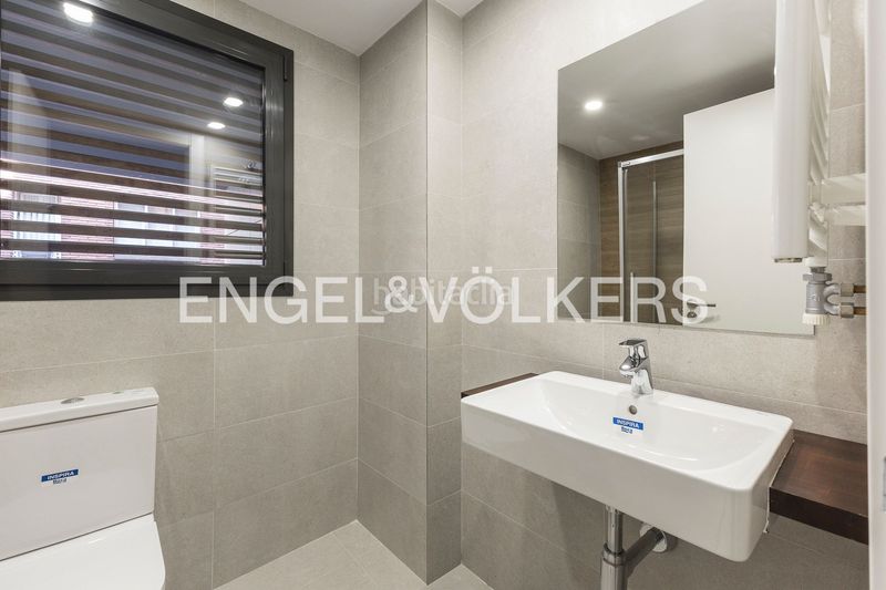 Foto 7c0c0505-7080-4d12-981b-fd8520ff7951. Dúplex amb calefacció piscina a Putget - Farró Barcelona