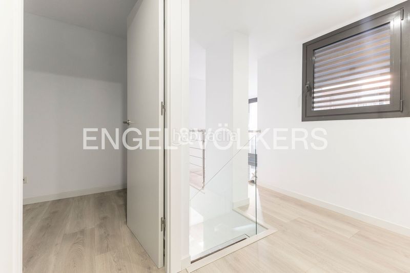 Foto 7fa80859-3dd2-437d-8a0f-1c7b38ac997e. Dúplex amb calefacció piscina a Putget - Farró Barcelona