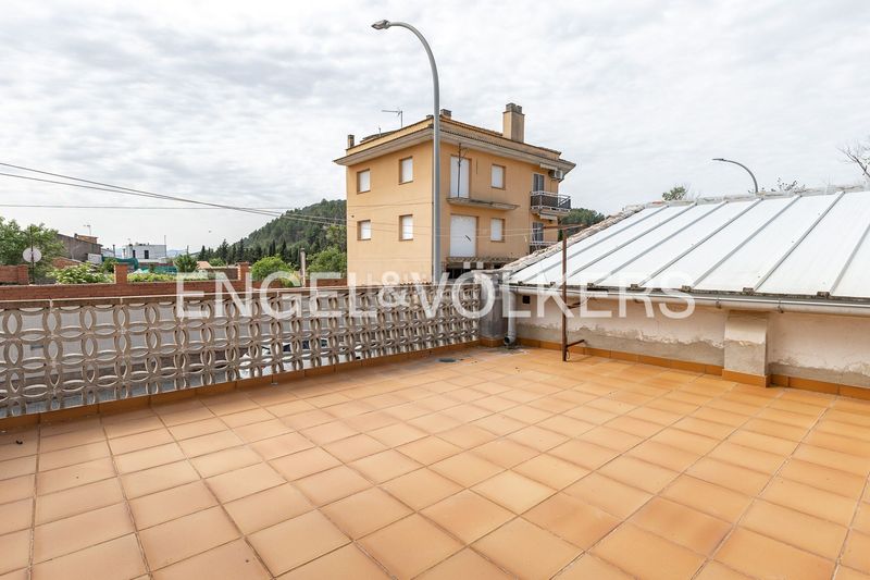Foto 03e946f4-1614-44fd-b744-5e55a1c7c2a8. Casa amb calefacció aparcament a Sallent