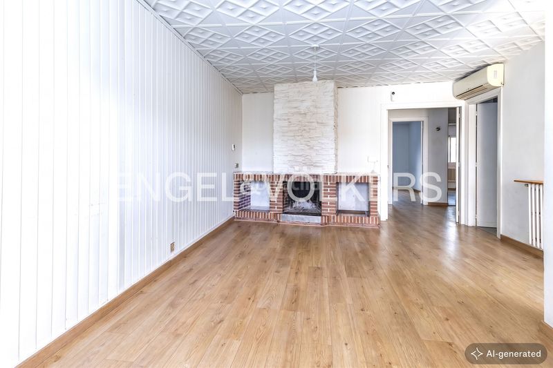 Foto b9431159-3b17-417b-b384-1d5178ca4423. Casa amb calefacció aparcament a Sallent