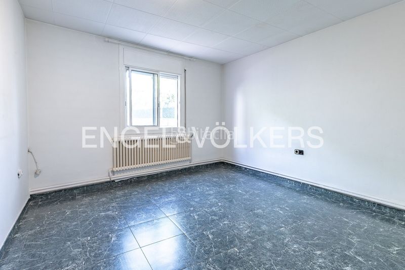Foto f55a161c-871a-4b75-b3fb-94e1d7ced8fc. Casa amb calefacció aparcament a Sallent