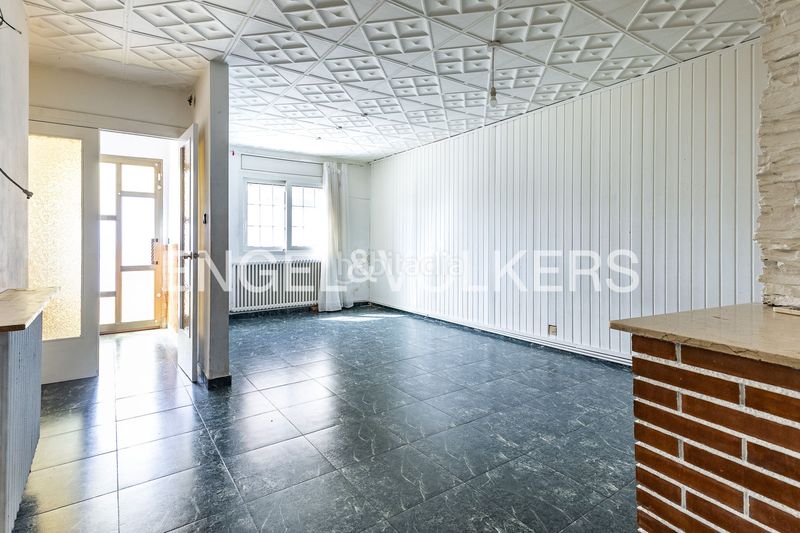 Foto f9b1e10a-db6e-412d-b120-1c8e385c5c82. Casa amb calefacció aparcament a Sallent
