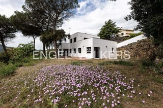 Miete Haus in Canyamars. Exclusiva villa en canyamars naturaleza, espacio y confort moder